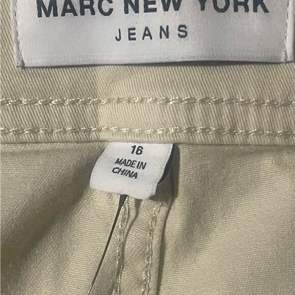 Marc New York Jeans Wide Leg Cargo Jeans Size:16 Color: Ivory - Picture 8 of 12